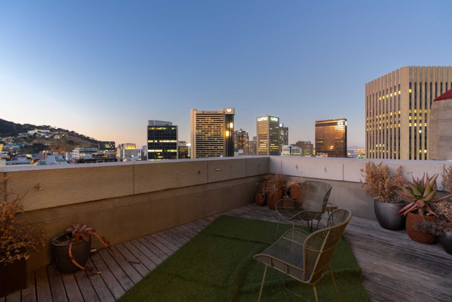 2 Bedroom Property for Sale in Cape Town City Centre Western Cape